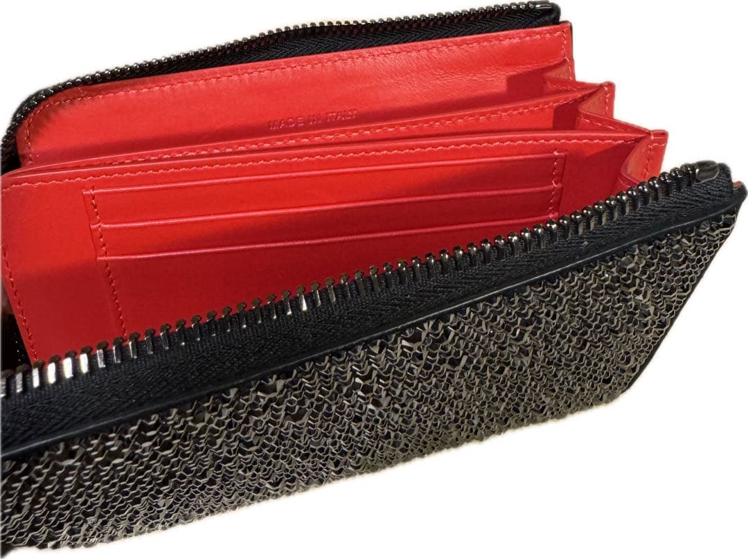 Christian Louboutinスワロフスキー装飾のブラック財布