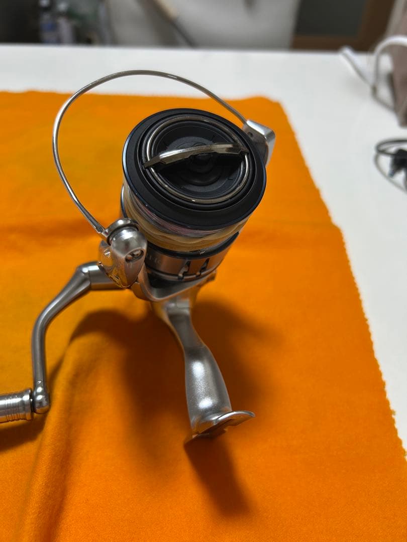 SHIMANO STRADIC 4000MHG スピニングリール