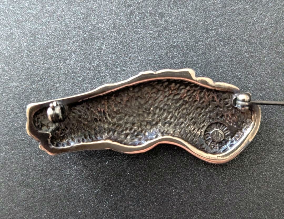 未使用　競争馬　ブローチ　日本製