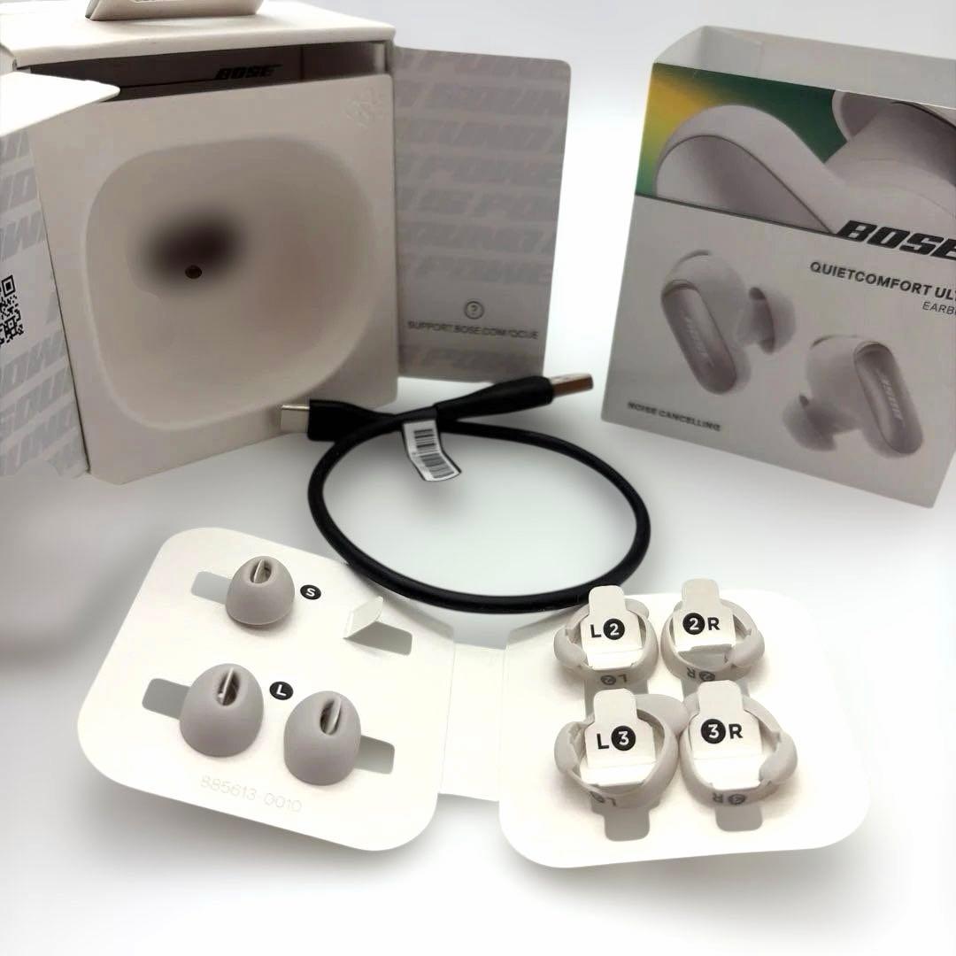 【美品】Bose QuietComfort Ultra Earbuds ホワイト