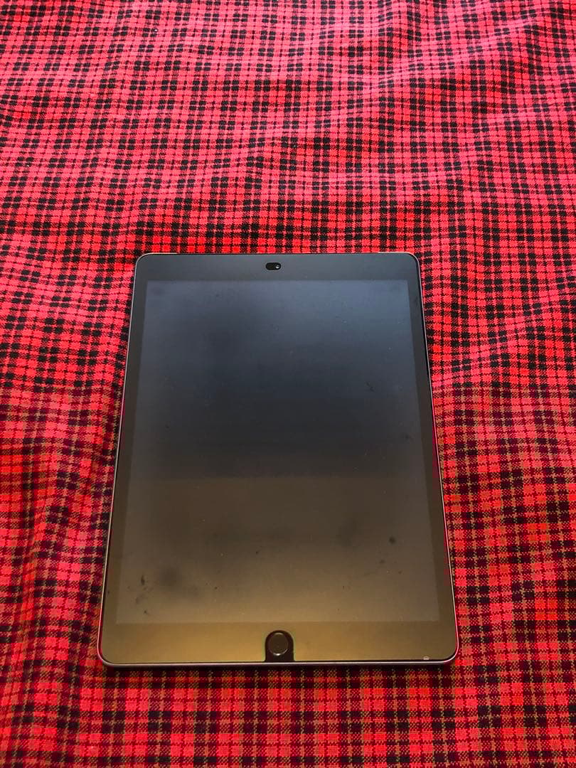 iPad 第8世代 128GB スペースグレイWI-FI＋セルラー SIMフリー