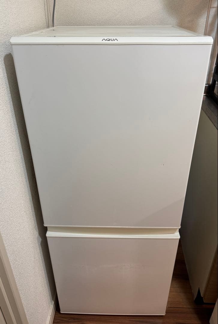 AQR-E13J AQUA製冷蔵庫
