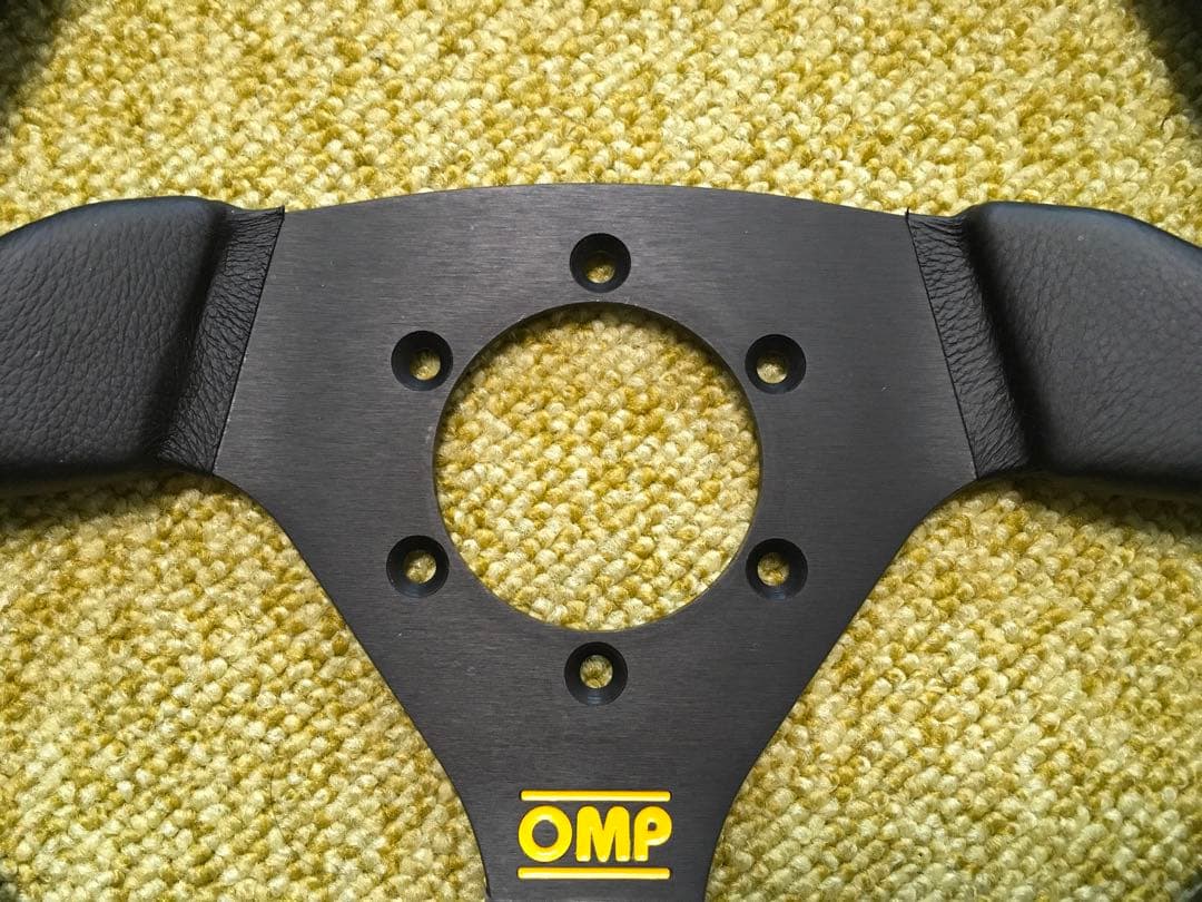 OMP TRECENTO/トレチェント 300mm レザータイプ