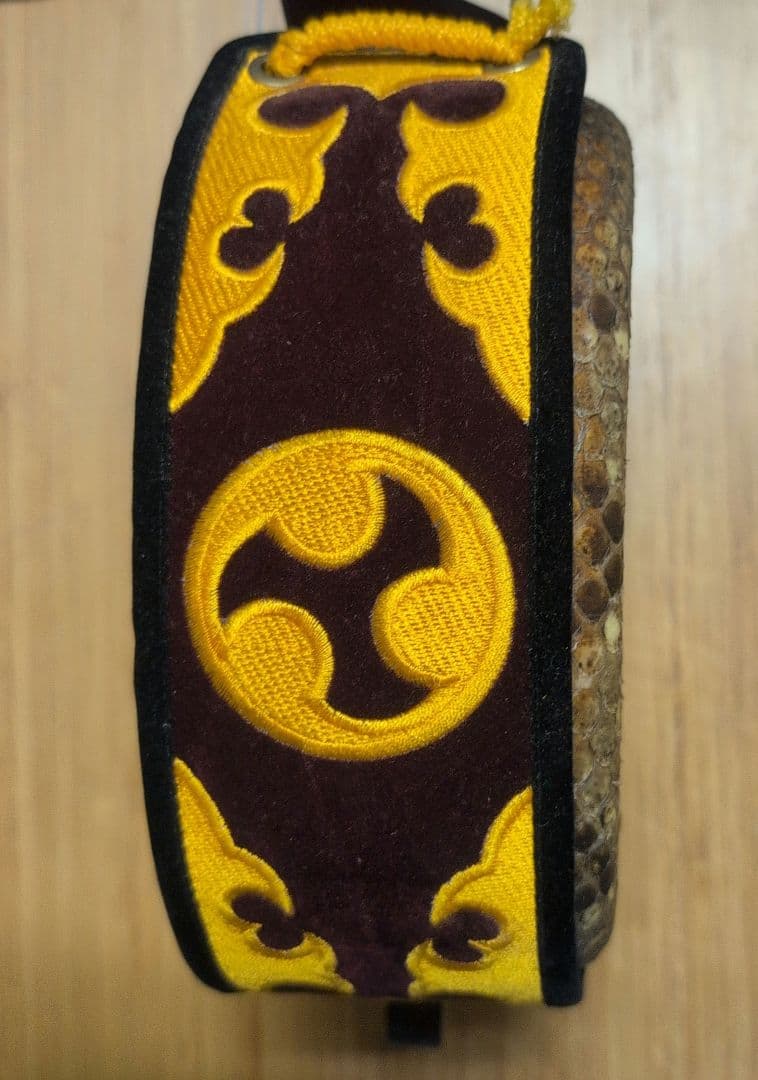 三線 本体 蛇皮 ケース付