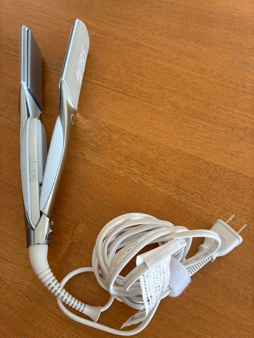 リファパワーストレートアイロン プロ（ホワイト）