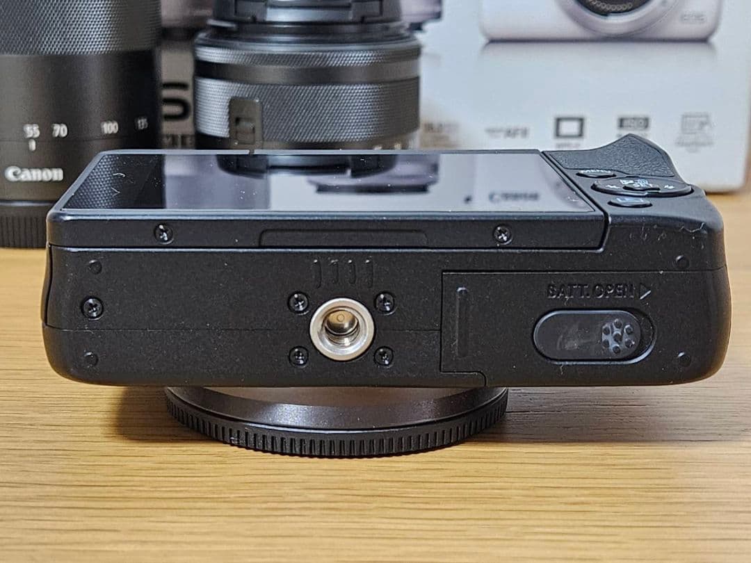 Canon キャノン カメラ EOS M10