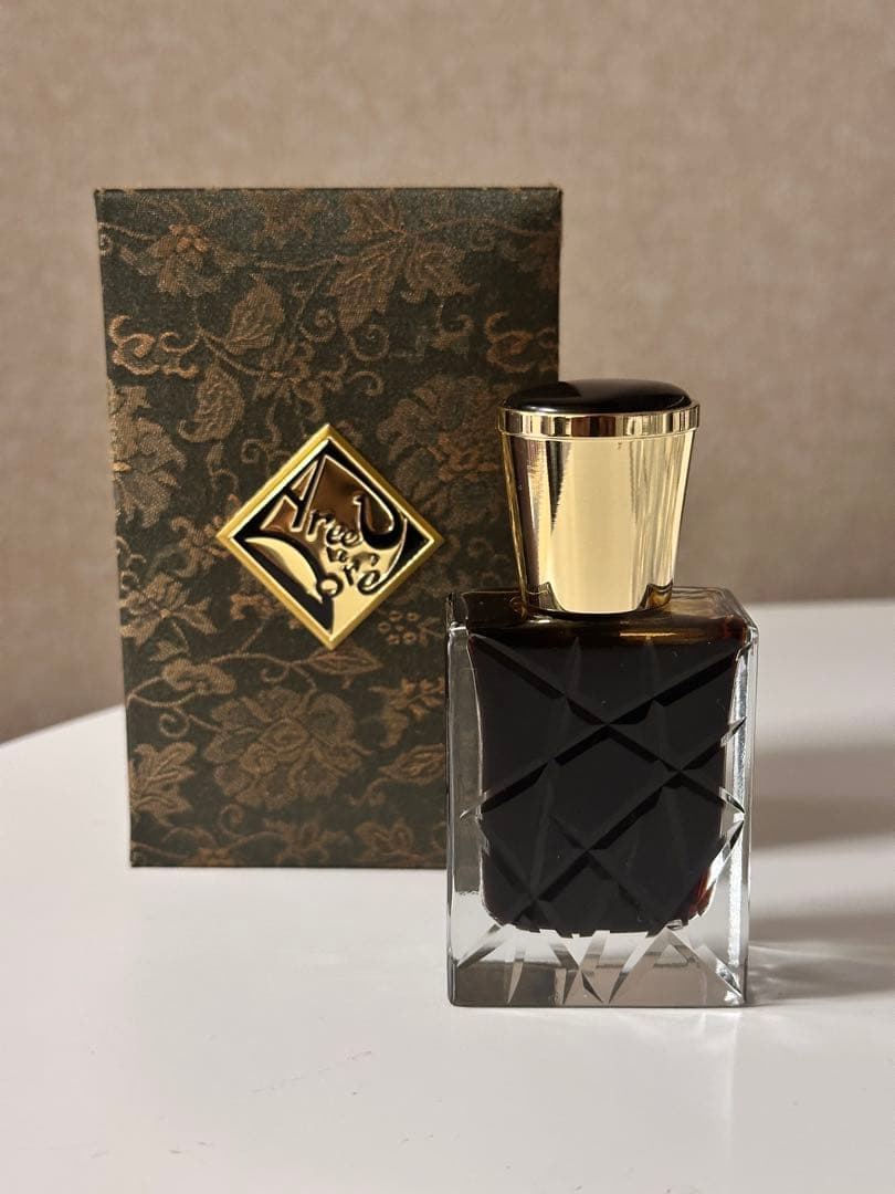 希少品 Areej Le Doré War and Peace III