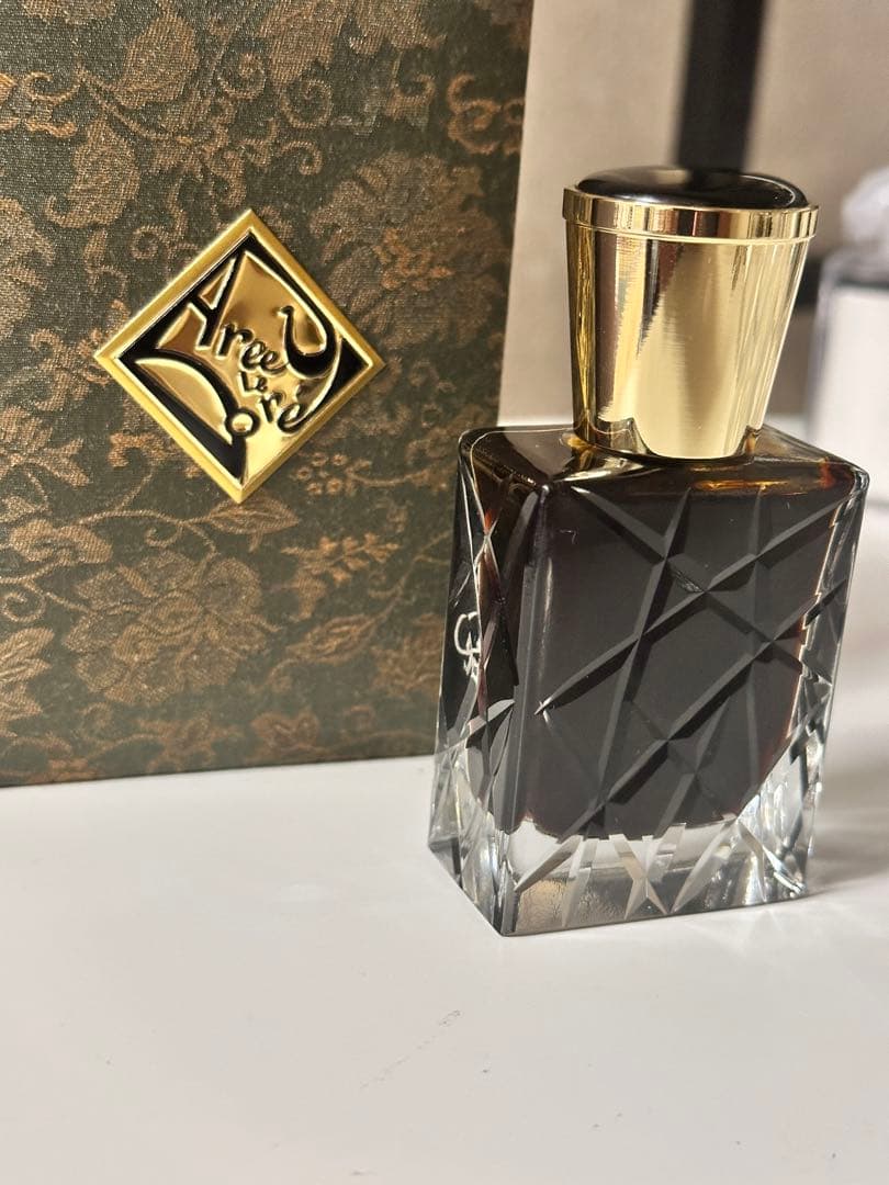 希少品 Areej Le Doré War and Peace III