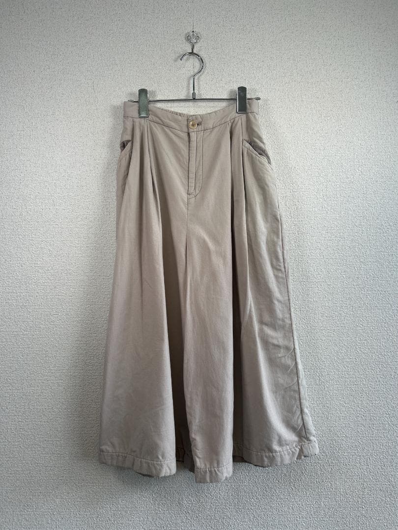 minä perhonen ベージュ ガウチョパンツ
