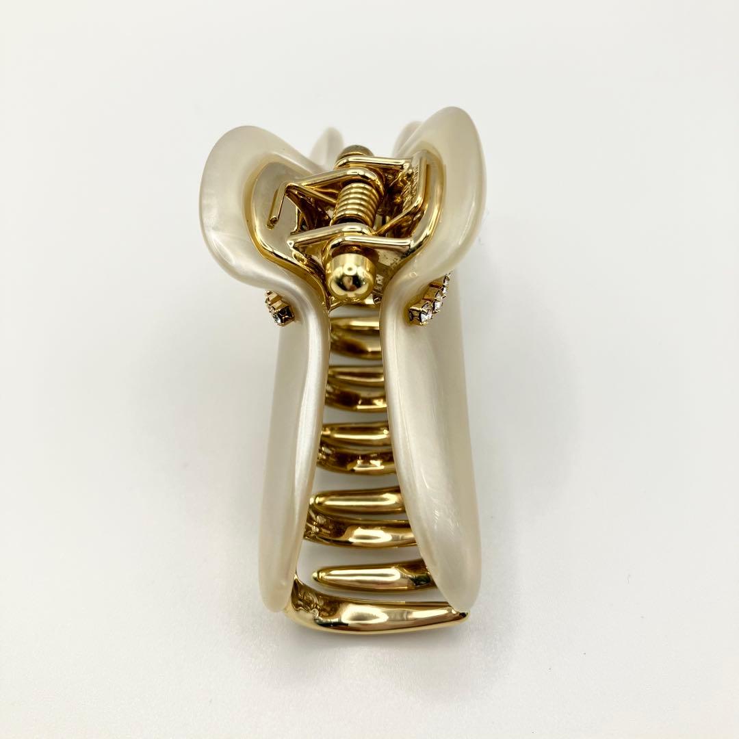 【極美品】ACCA　アッカ　ニューコラーナ　パールホワイト ヘアクリップ　M