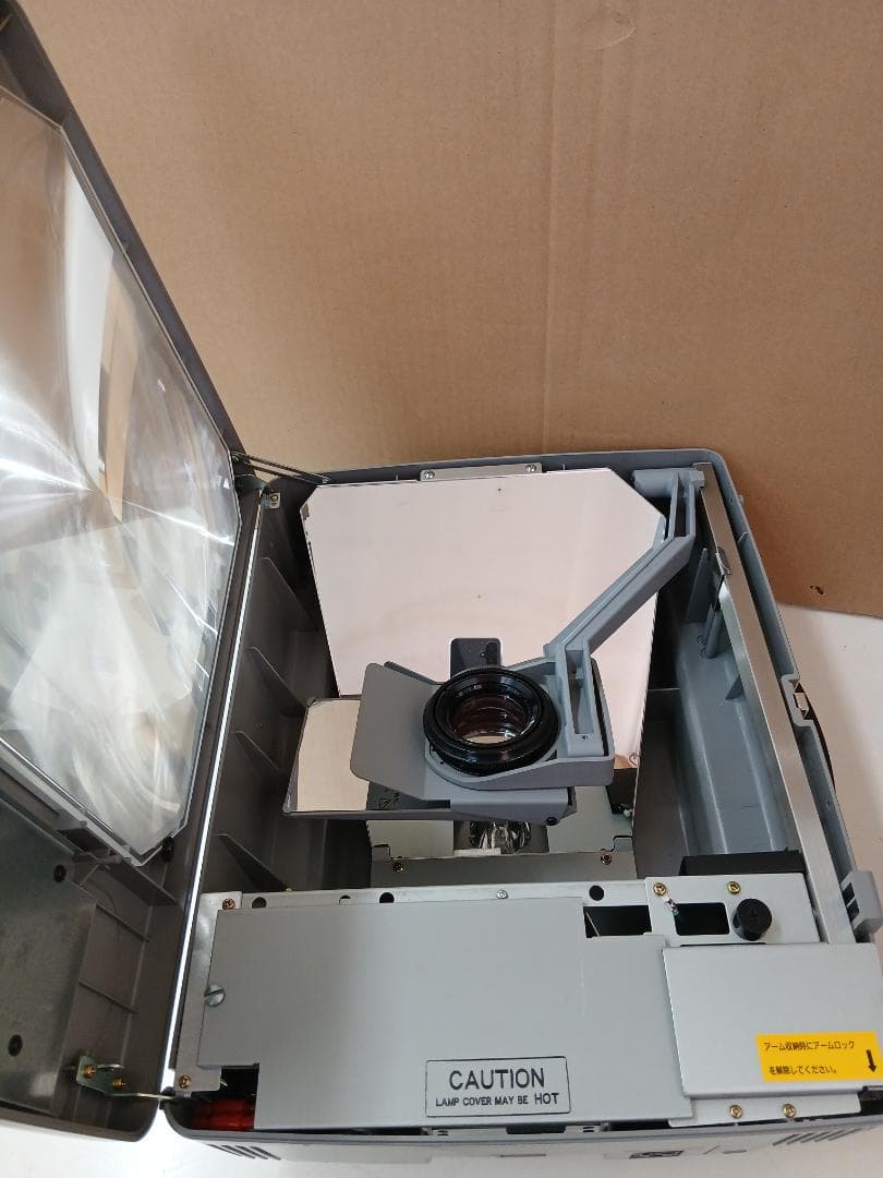 オーバーヘッドプロジェクター