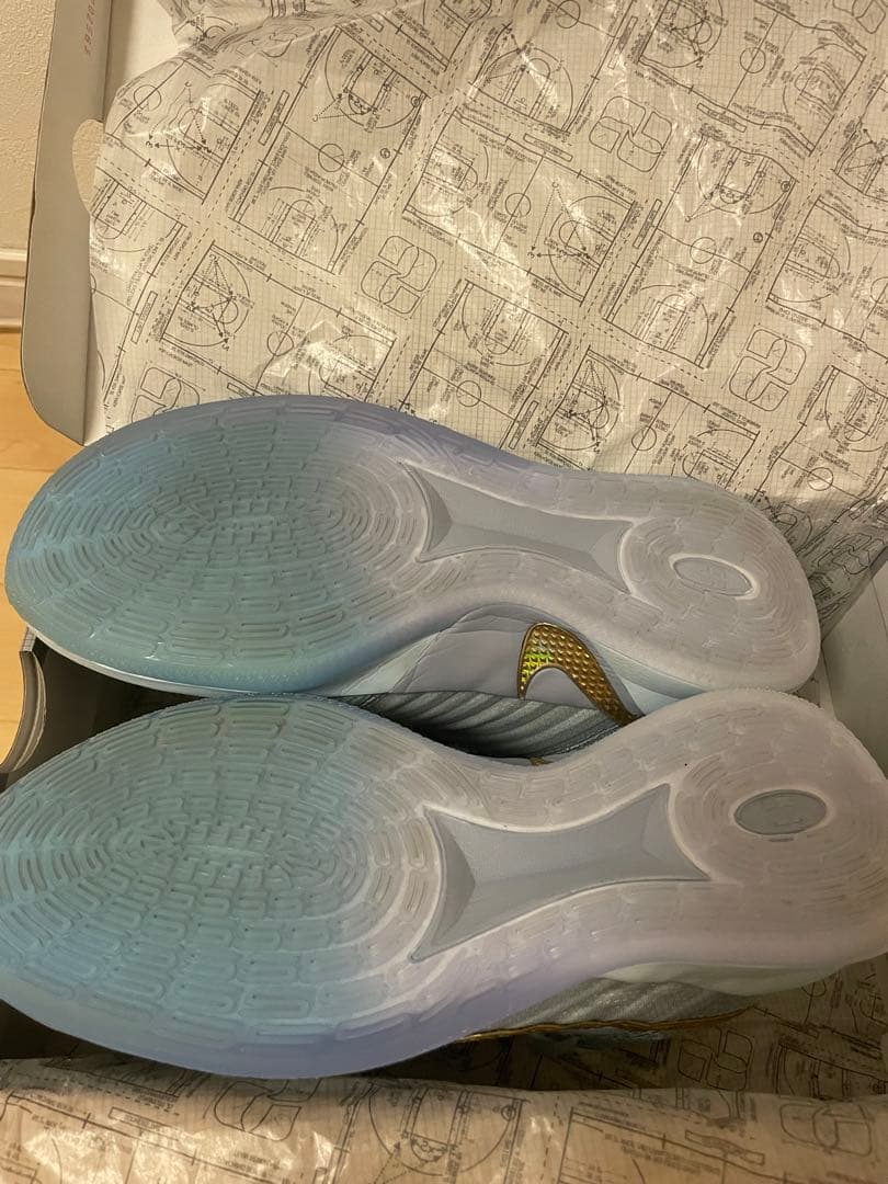 サブリナ3 メンズ28.0cmウィメンズ28.5cm