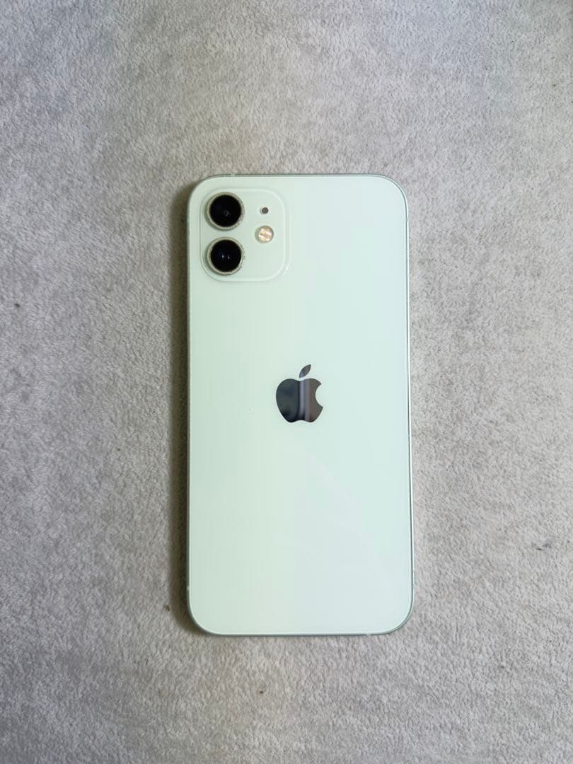 スマートフォン本体 iPhone 12 64GB!