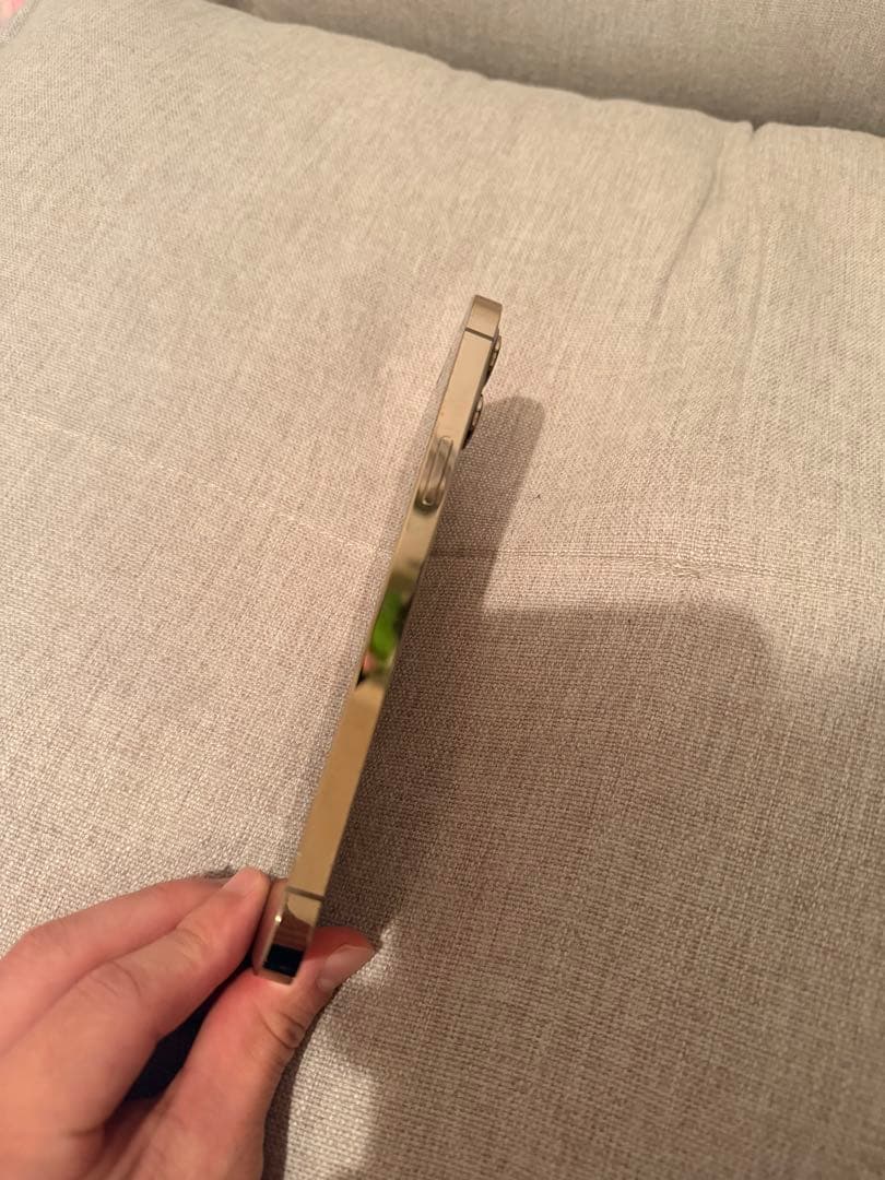 Apple iPhone 12 Promaxゴールド 本体