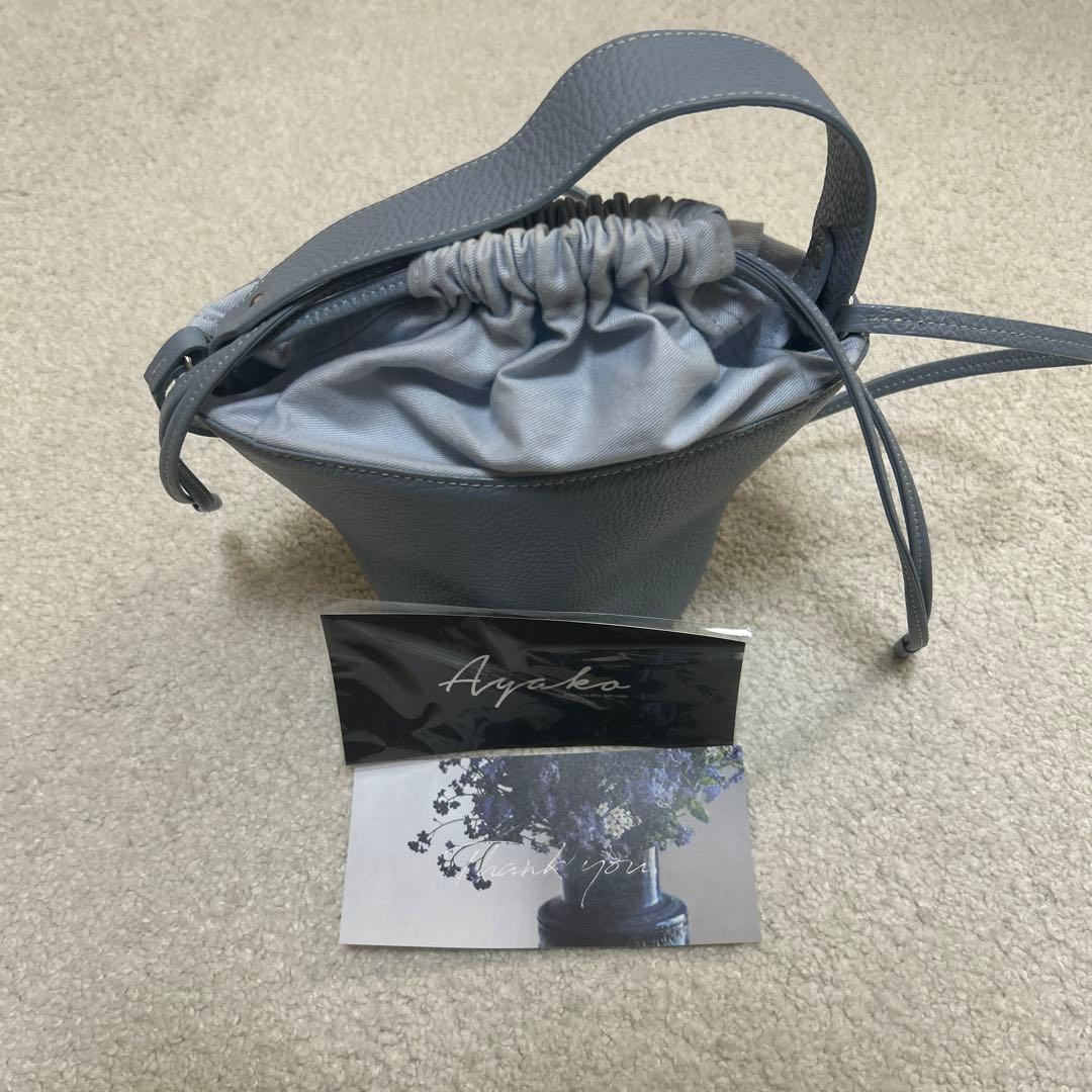 入手困難　Ayako アイスブルー　バック
