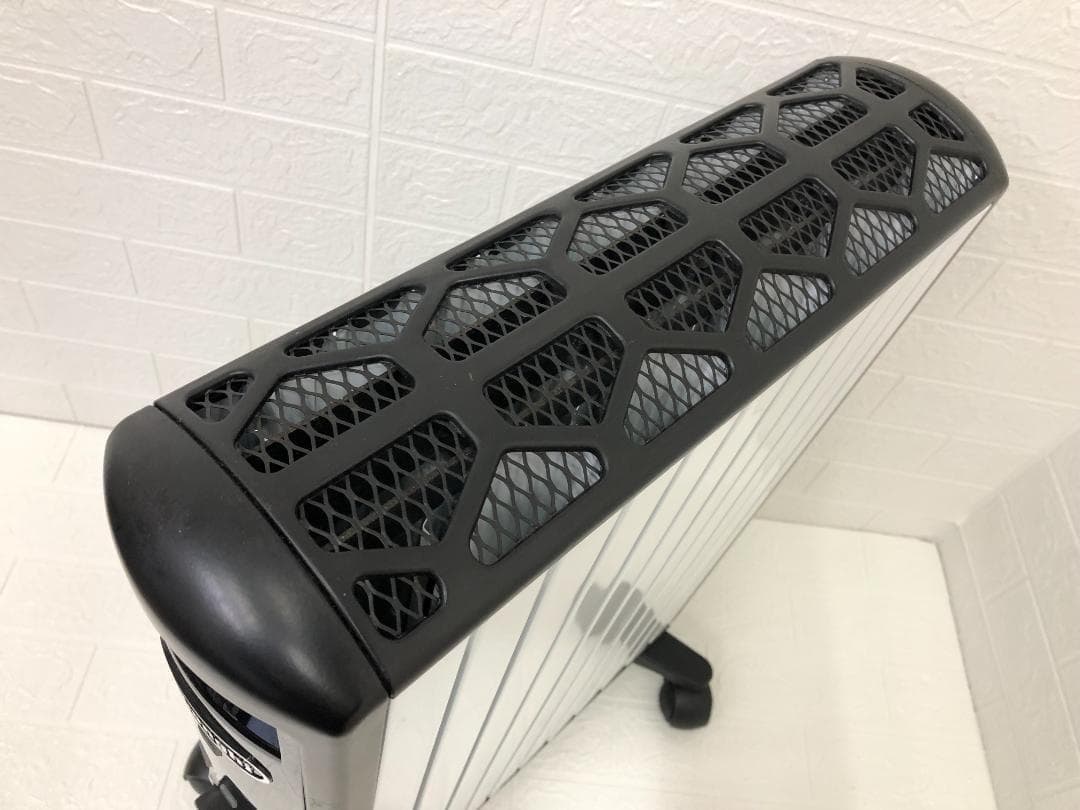 De'Longhi デロンギ オイルヒーター ホワイト/ブラック MDHU15