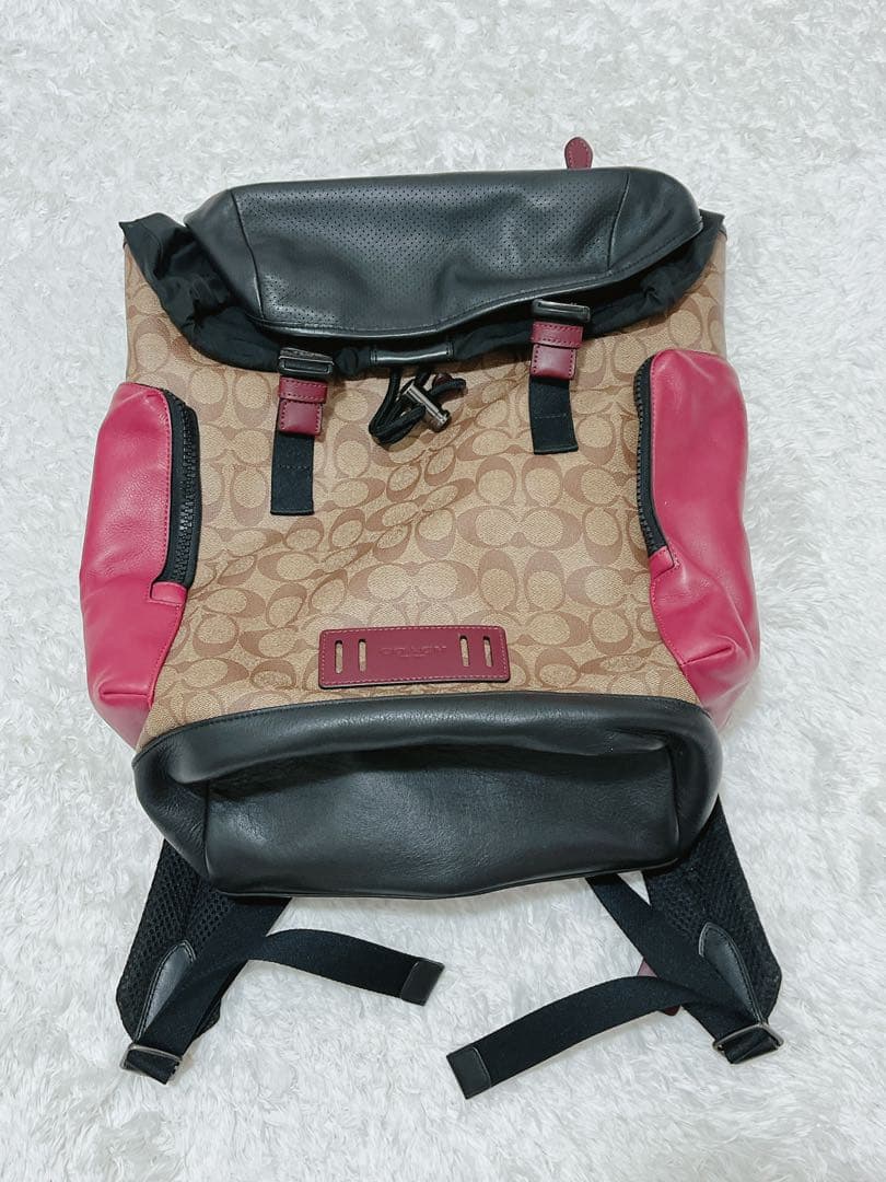 K*5様 コーチ リュック・バックパック ベージュ/黒/赤