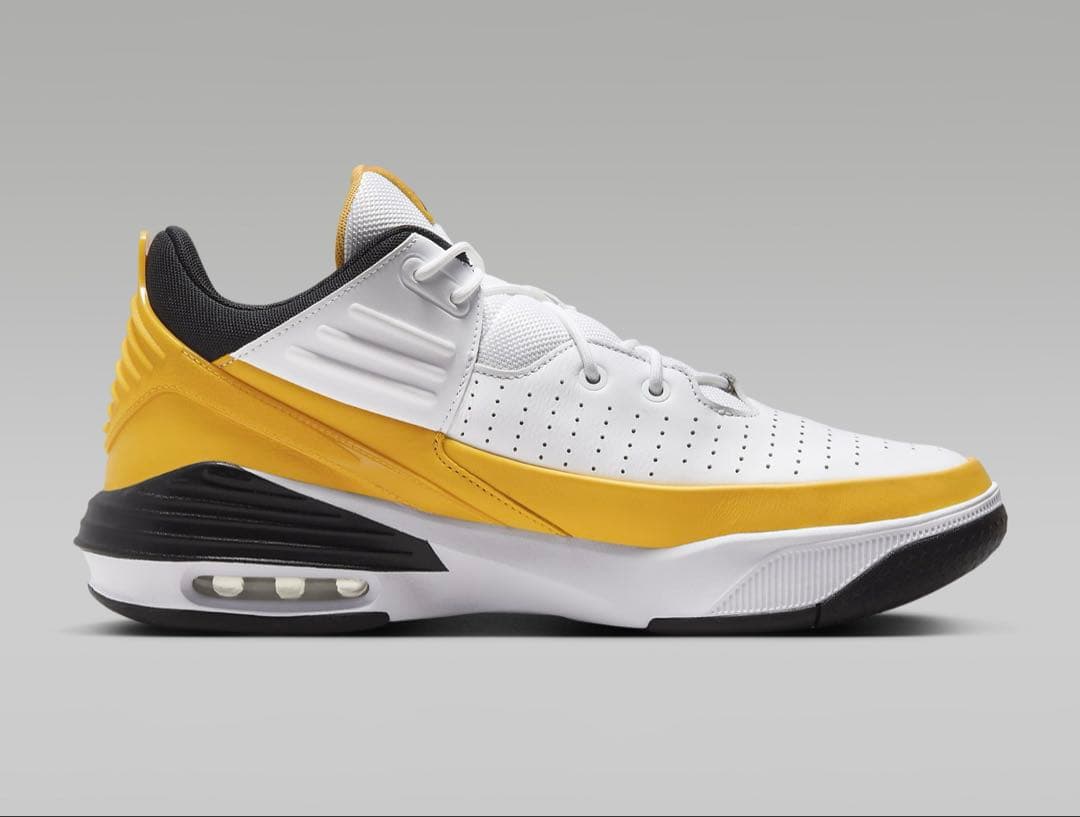 ♫しまうま・Ｆ割・新品タグ付♫ Nike Jordan Max Aura5