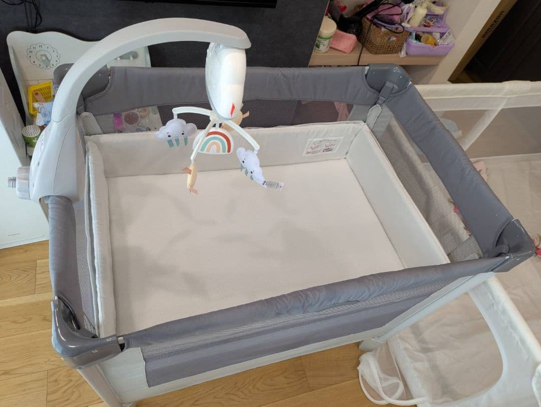 【美品】ApricaココネルベビーABグレーベア　電動メリー付き