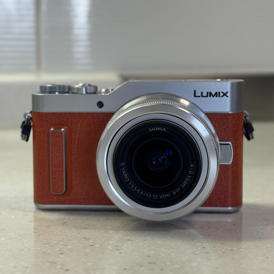 PANASONIC LUMIX DC-GF10 ミラーレス一眼 オレンジ