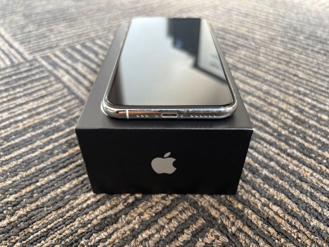 Apple iPhone11Pro 64GB 本体