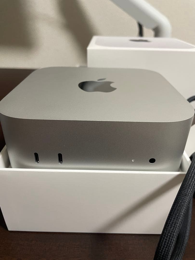 コウさん専用　Apple Mac mini M4 シルバー 本体と電源ケーブル
