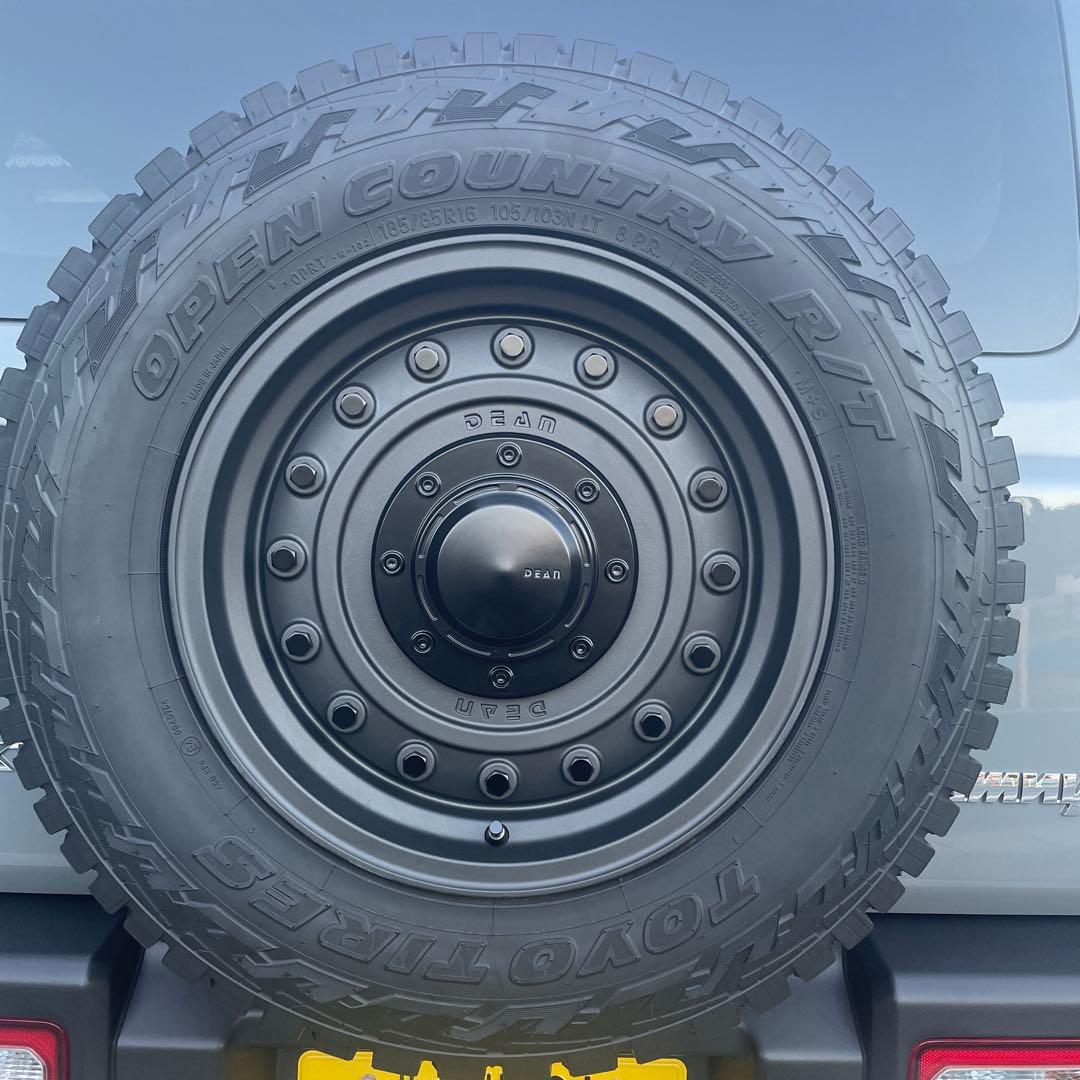 【ヨン】ジムニー　JB64ホイール　ホワイトレタータイヤ　スペヤタイヤブ