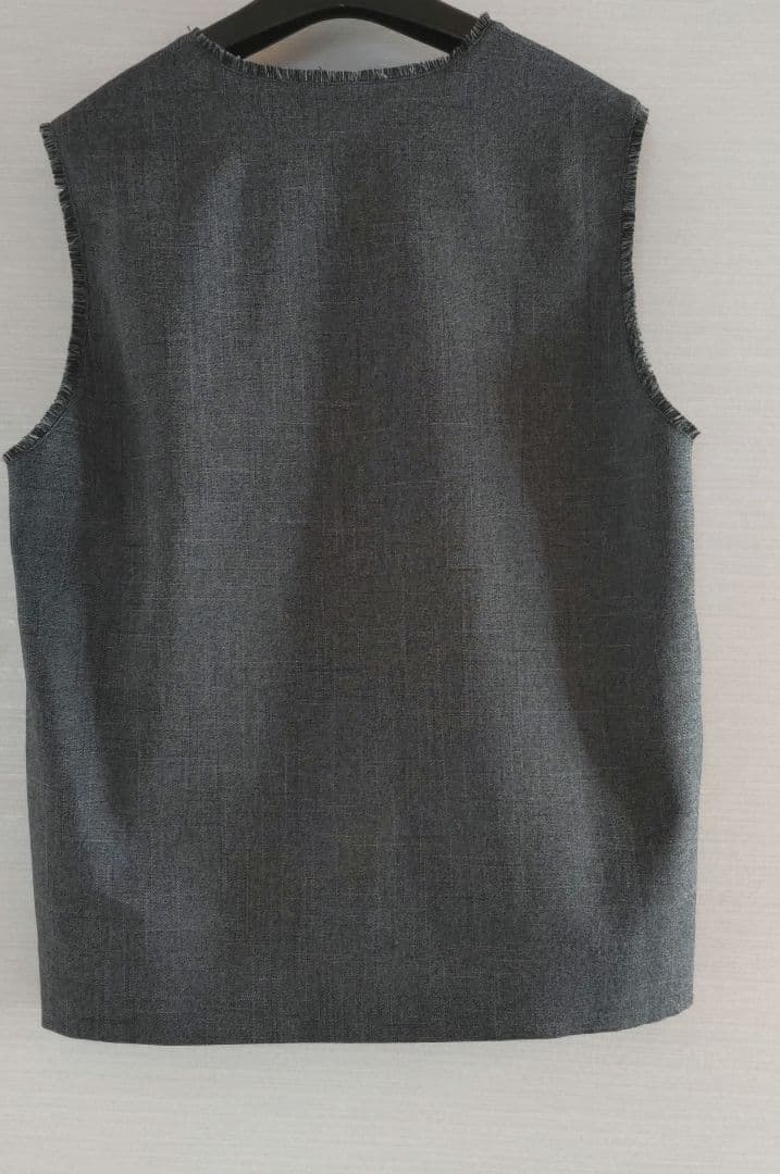 OUR 洗えるフリンジベスト ダークグレー