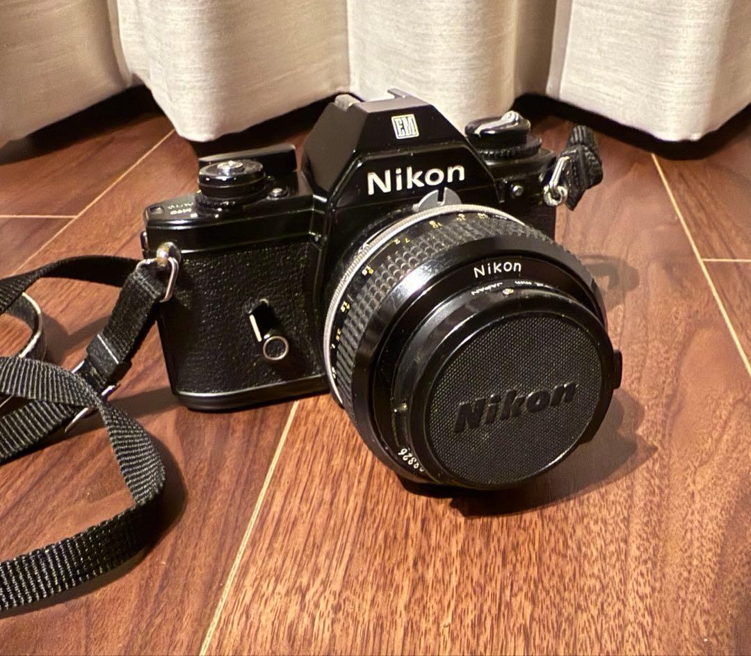 Nikon EM 　Nikkor 55mm f/1.2