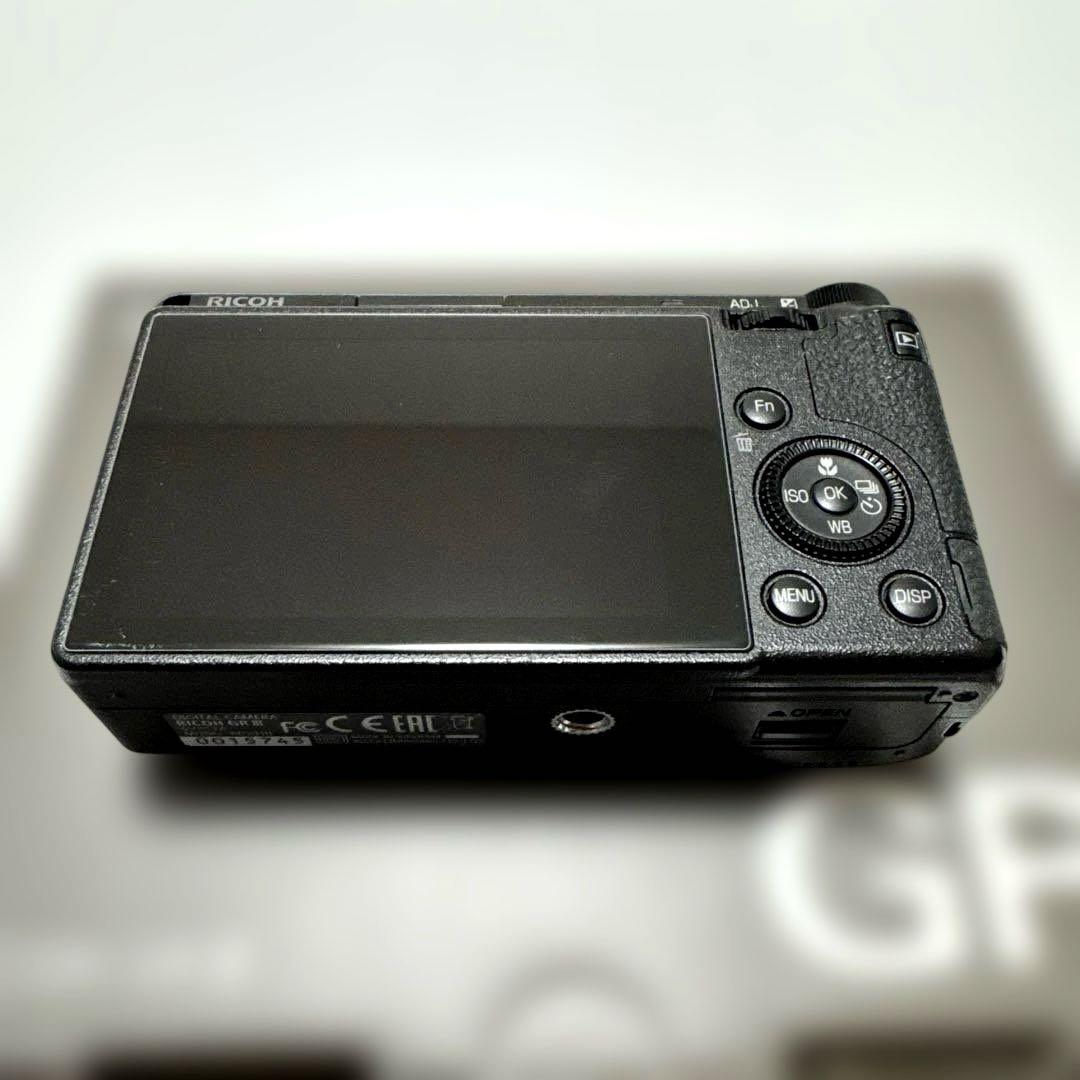 RICOH GR III デジタルカメラ