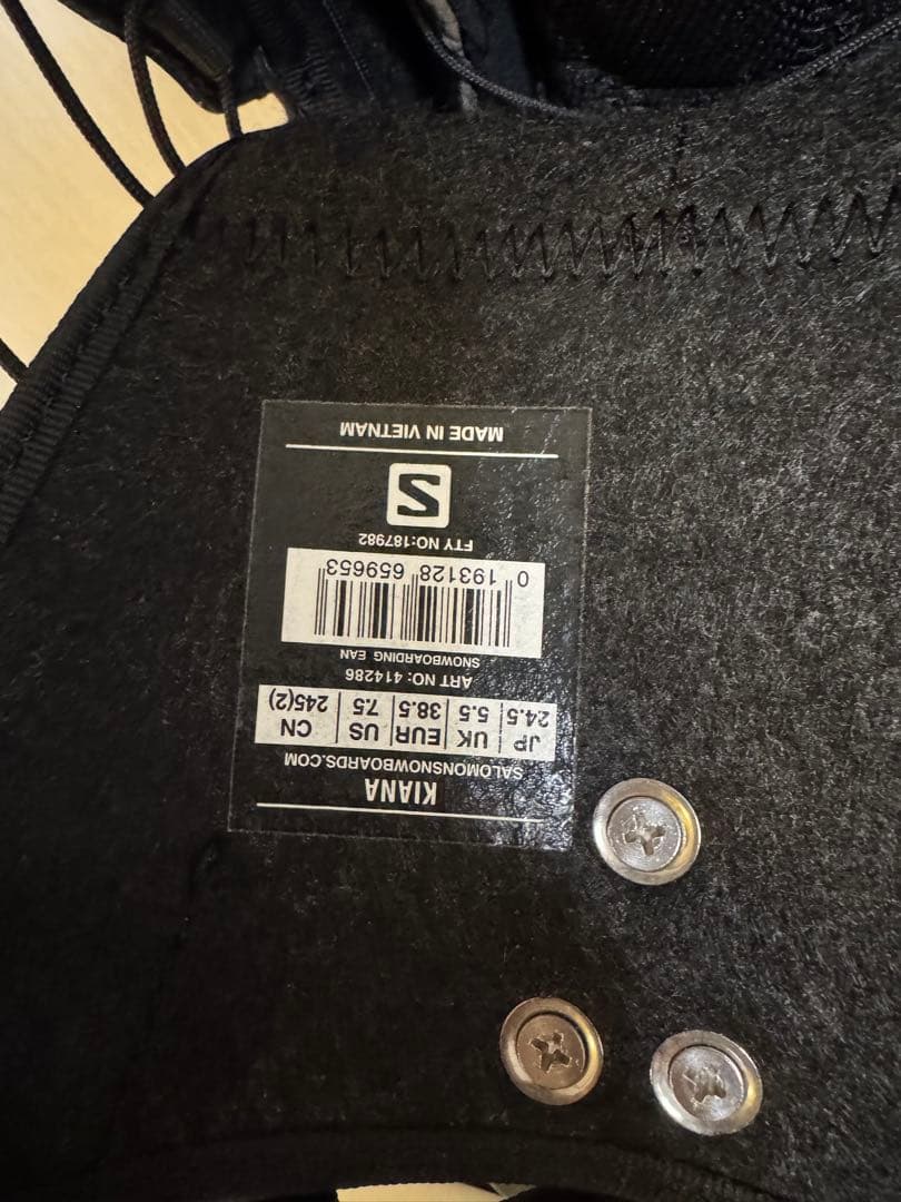 Salomon スノーボードブーツ ブラック