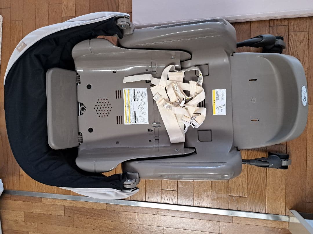 [美品]ネムリラ コードレス AUTO SWING バッテリー&アダプター未使用