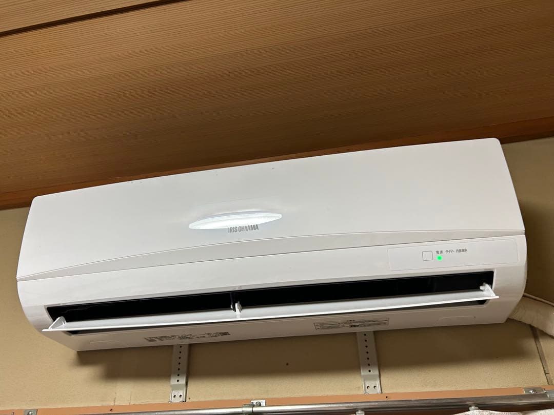 アイリスオーヤマ IUF-2823 エアコン本体