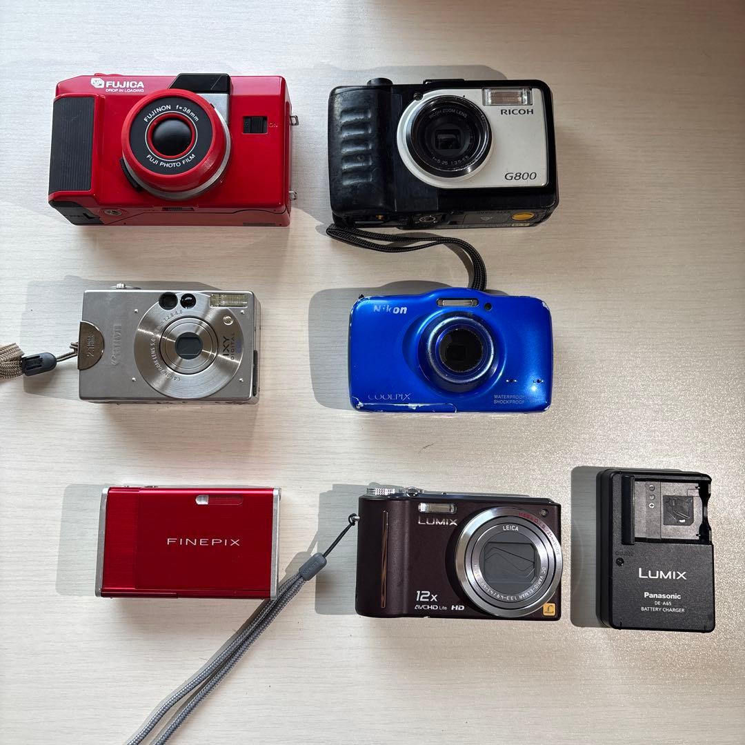 デジタルカメラセットとフィルムカメラ（各種ブランド） … **ジャンク**
