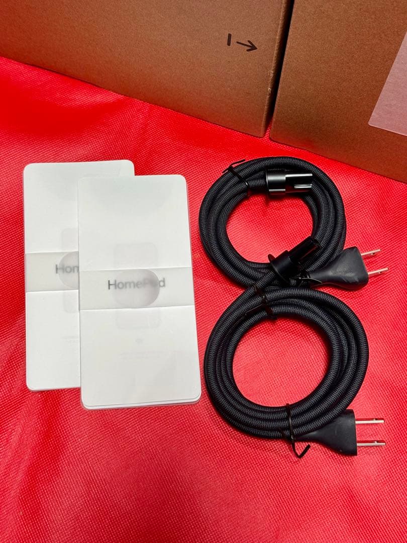 【極美品】Pod 第2世代 MQJ73J/A　ミッドナイト　元箱・外箱