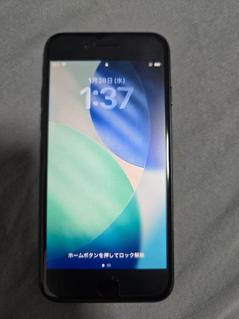 【美品】Apple iPhone SE 第3世代 64GB