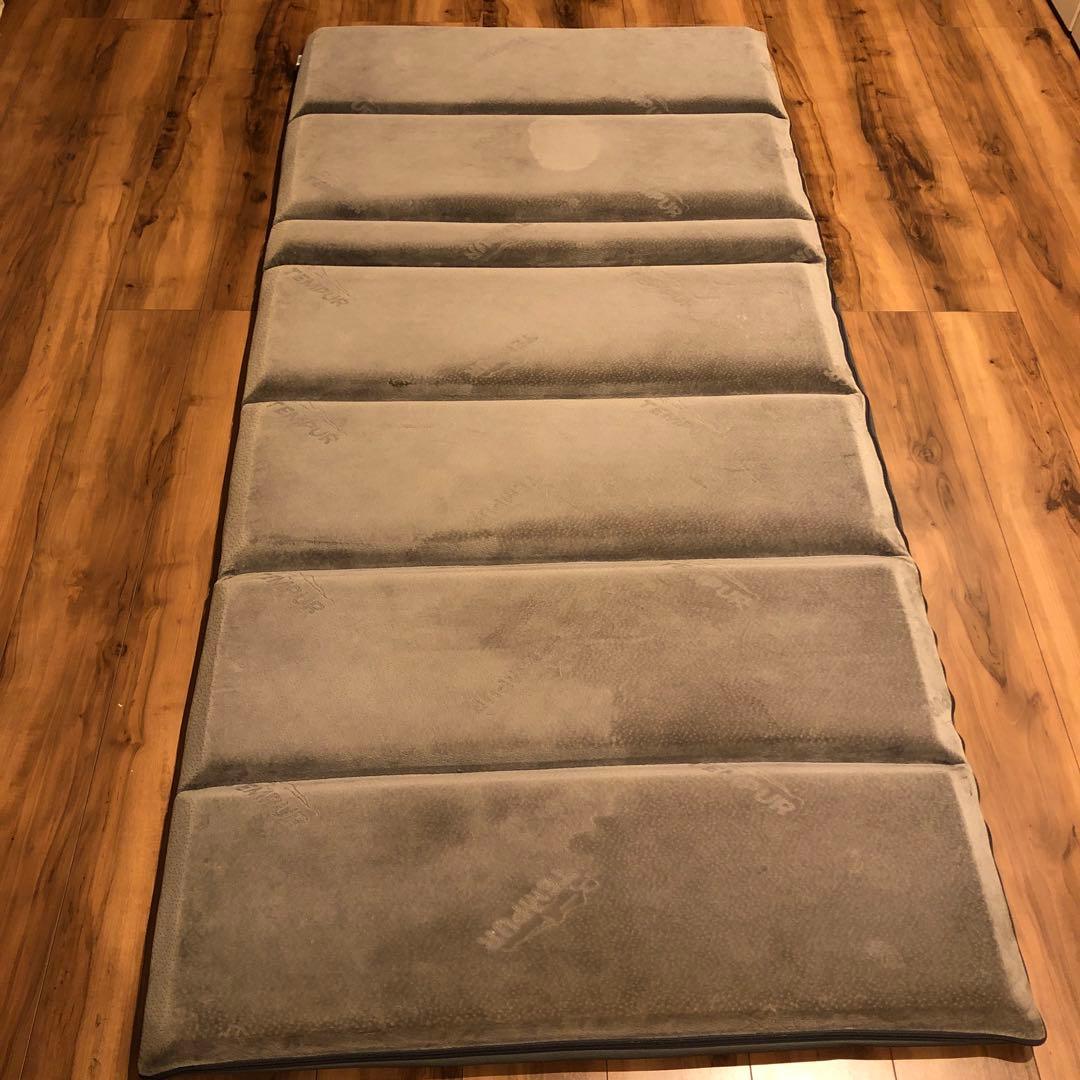 TEMPUR テンピュール✳︎低反発マットレス　フトンデラックス　シングル