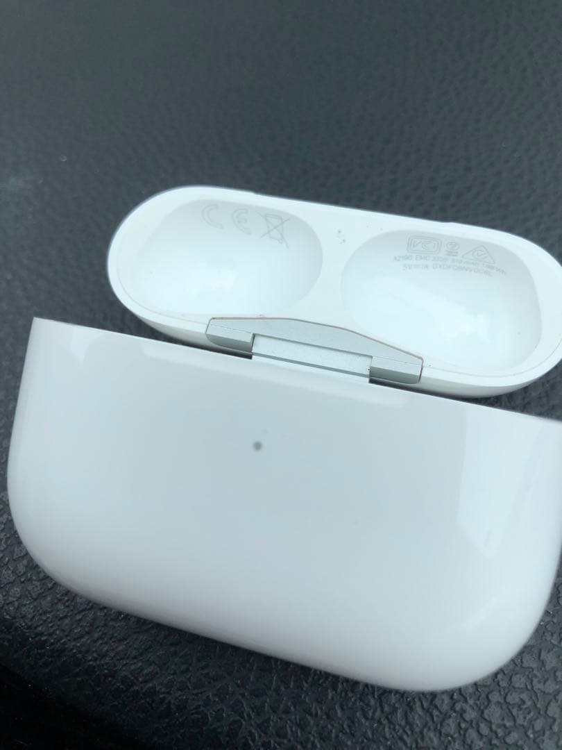 Apple AirPods 本体　A2190 A2083 A2084 管7-25