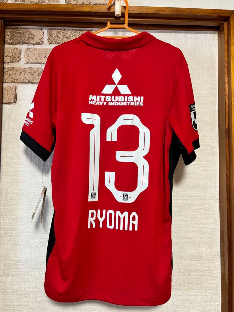 【新品】【値下げ不可】浦和レッズ 2025ユニフォーム （渡邊凌磨）