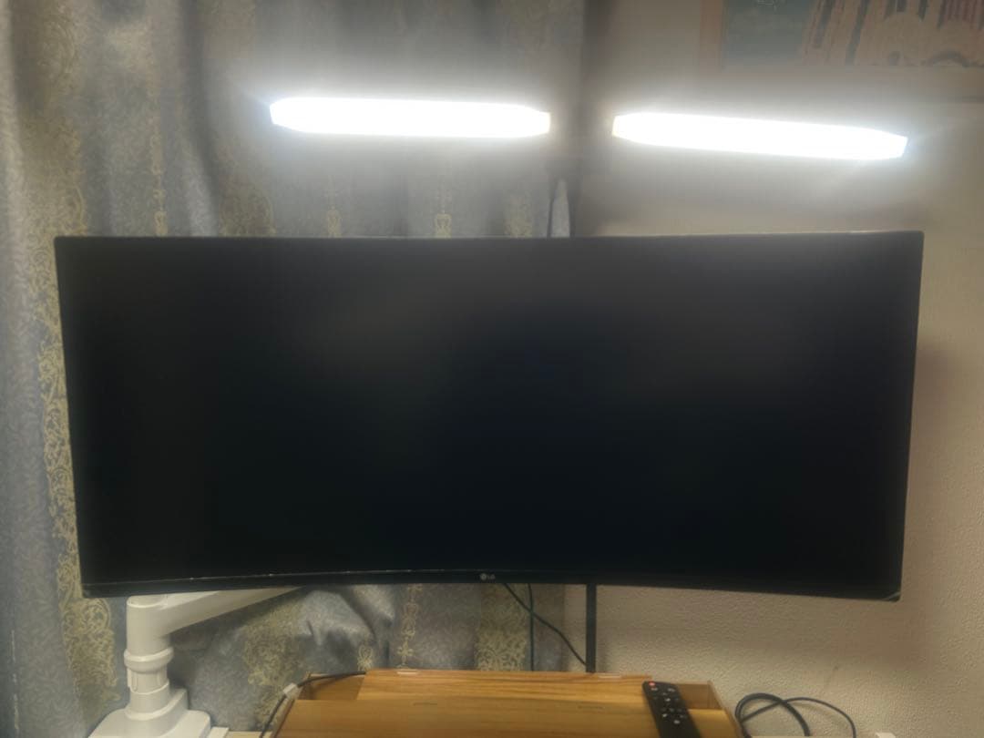 【22時までの限定値下げ】LG 34インチ湾曲モニター 34WP60C-B