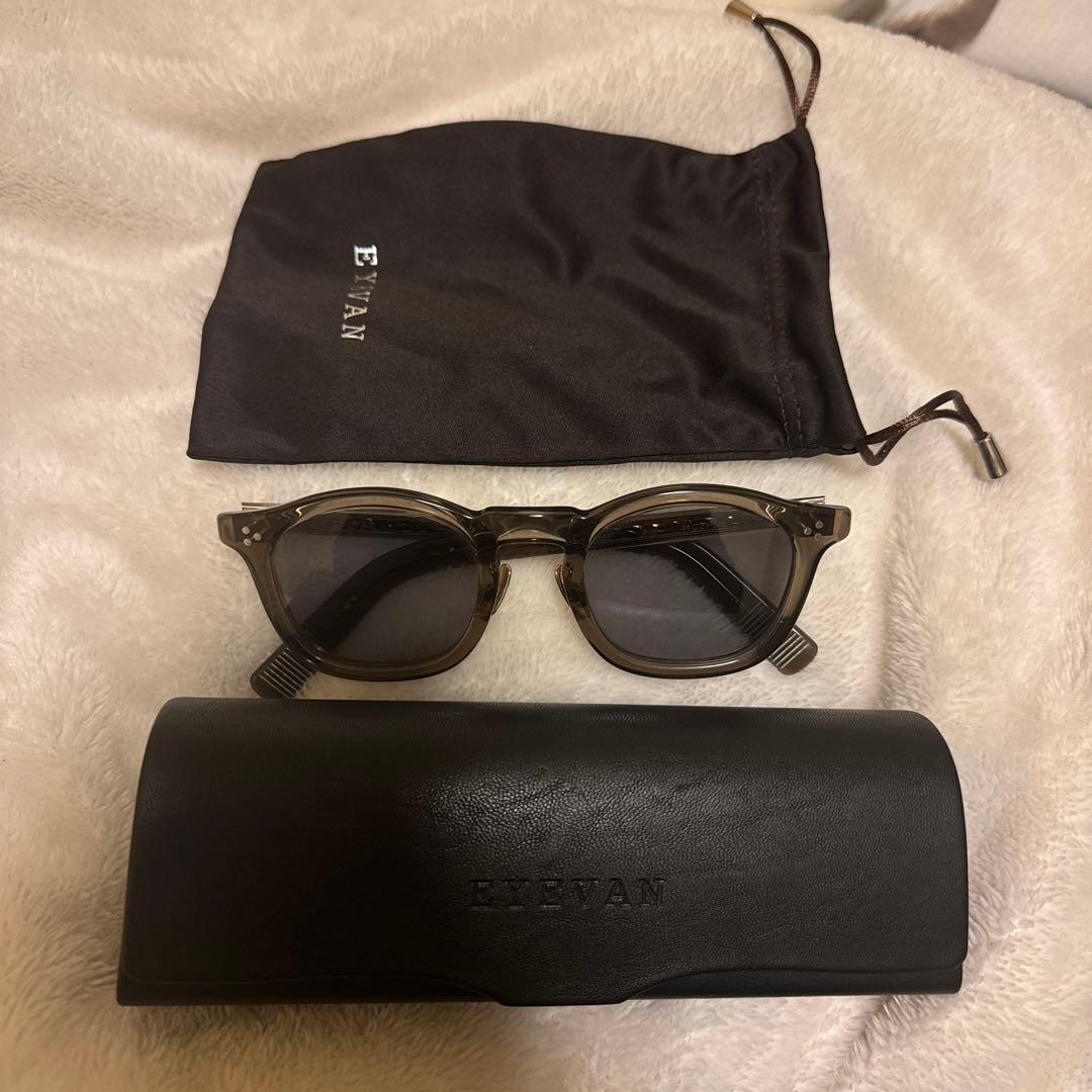 EYEVAN Sadler(49) スモークグレー サングラス