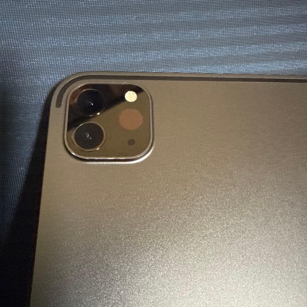 iPadpro12.9第5世代128GB Wi-Fi+キーボード