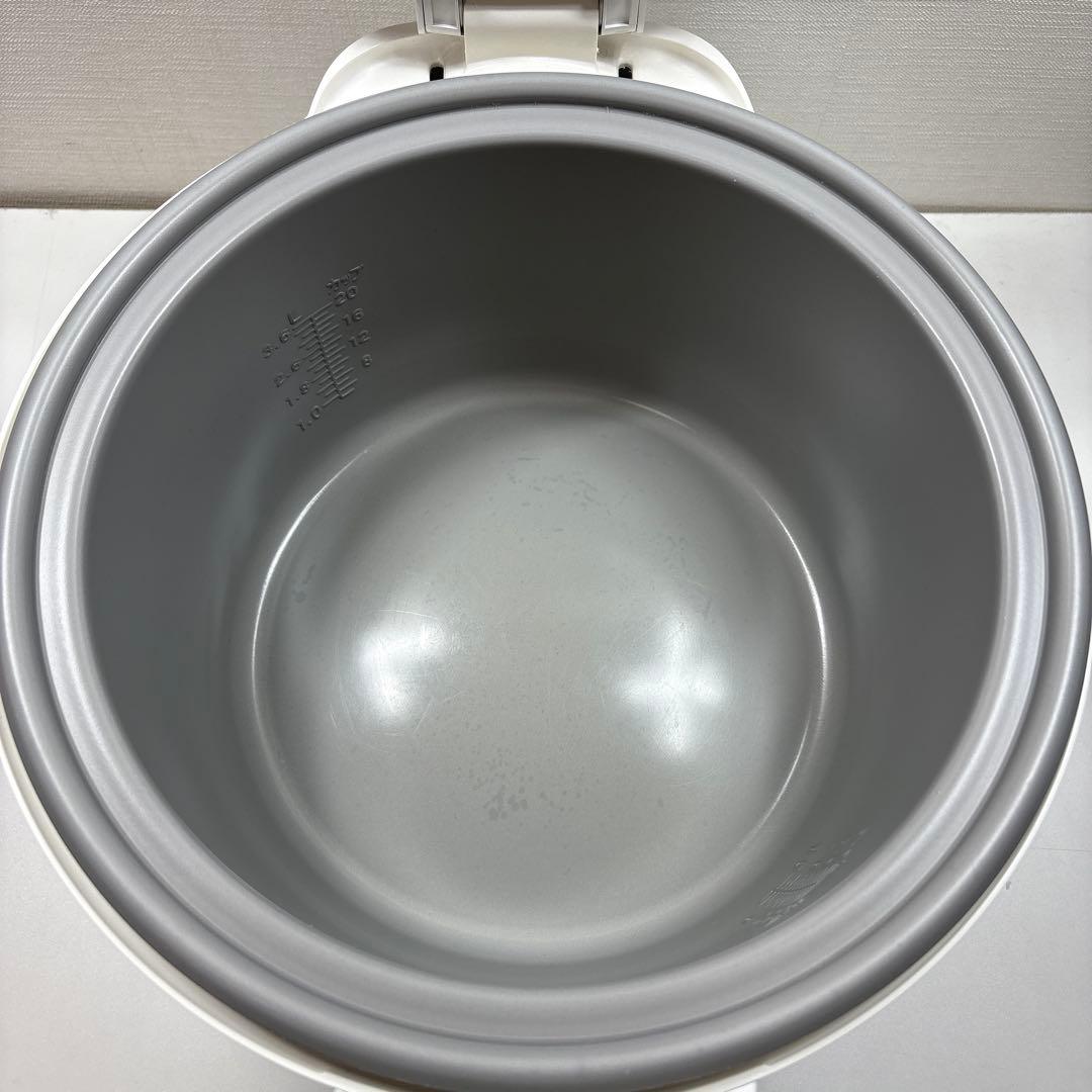 Panasonic 電子ジャー炊飯器〈大容量タイプ〉 SR-UH36P　23年製