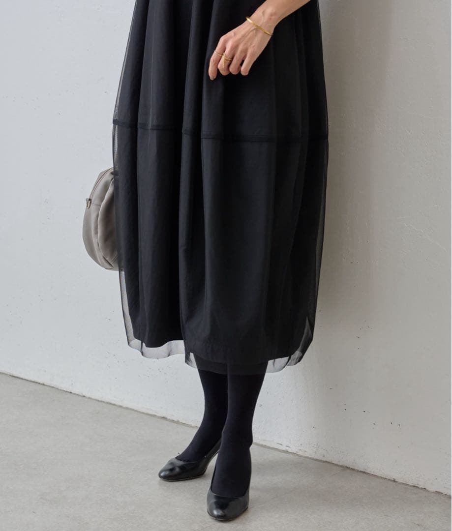 美品 ビアズリー beardsleyニットチュール マル ワンピース ブラック