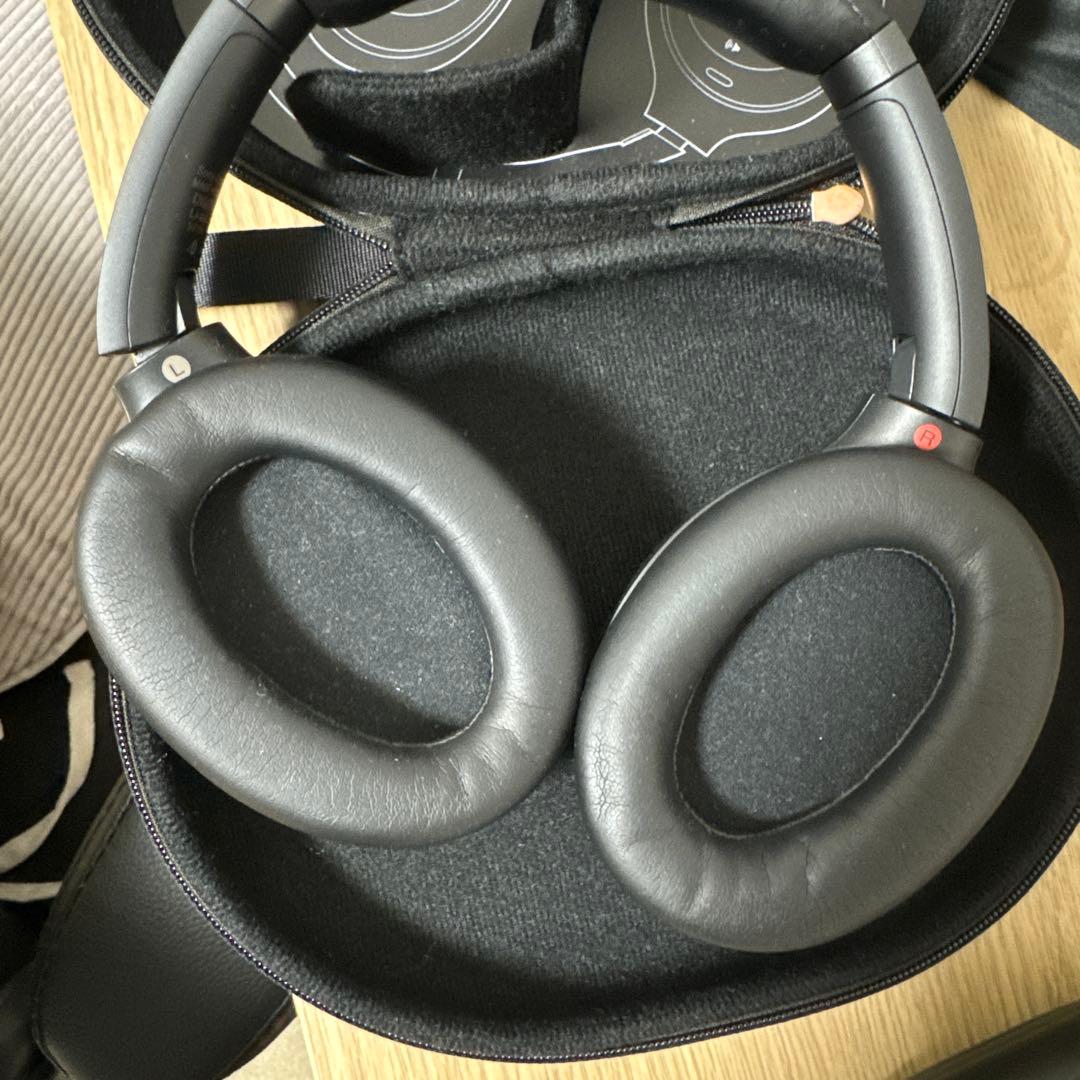 SONY ワイヤレスヘッドホン　WH-1000x