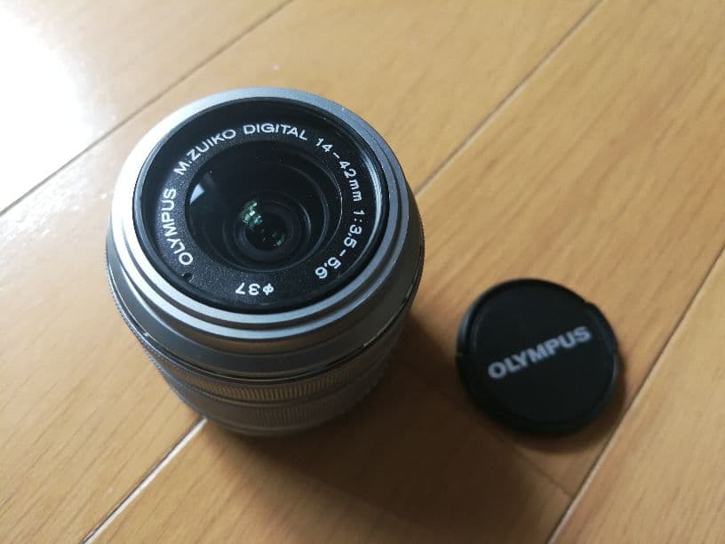 OLYMPUS　ズームレンズ＆ワイドコンバーター