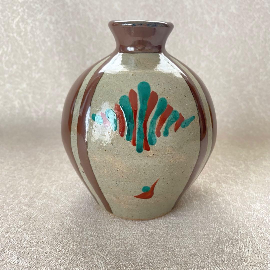 濱田友緒　益子焼　柿釉赤絵花瓶　花瓶