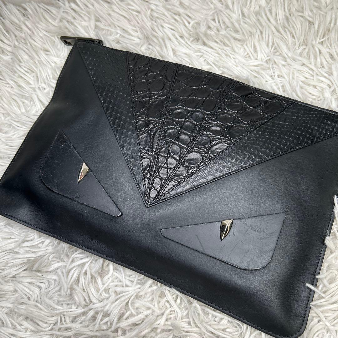 FENDI クラッチバッグ モンスター セカンドバッグ　バグズ　　レザー