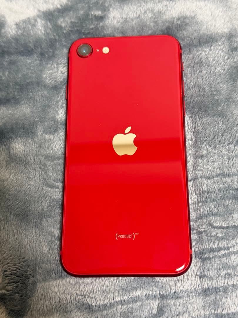 iPhoneSE 第3世代　レッド　64GB