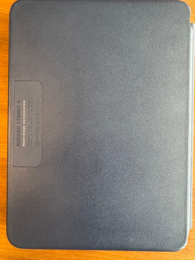 LOGICOOL RUGGED COMBO 4 iPad 第10世代、A16